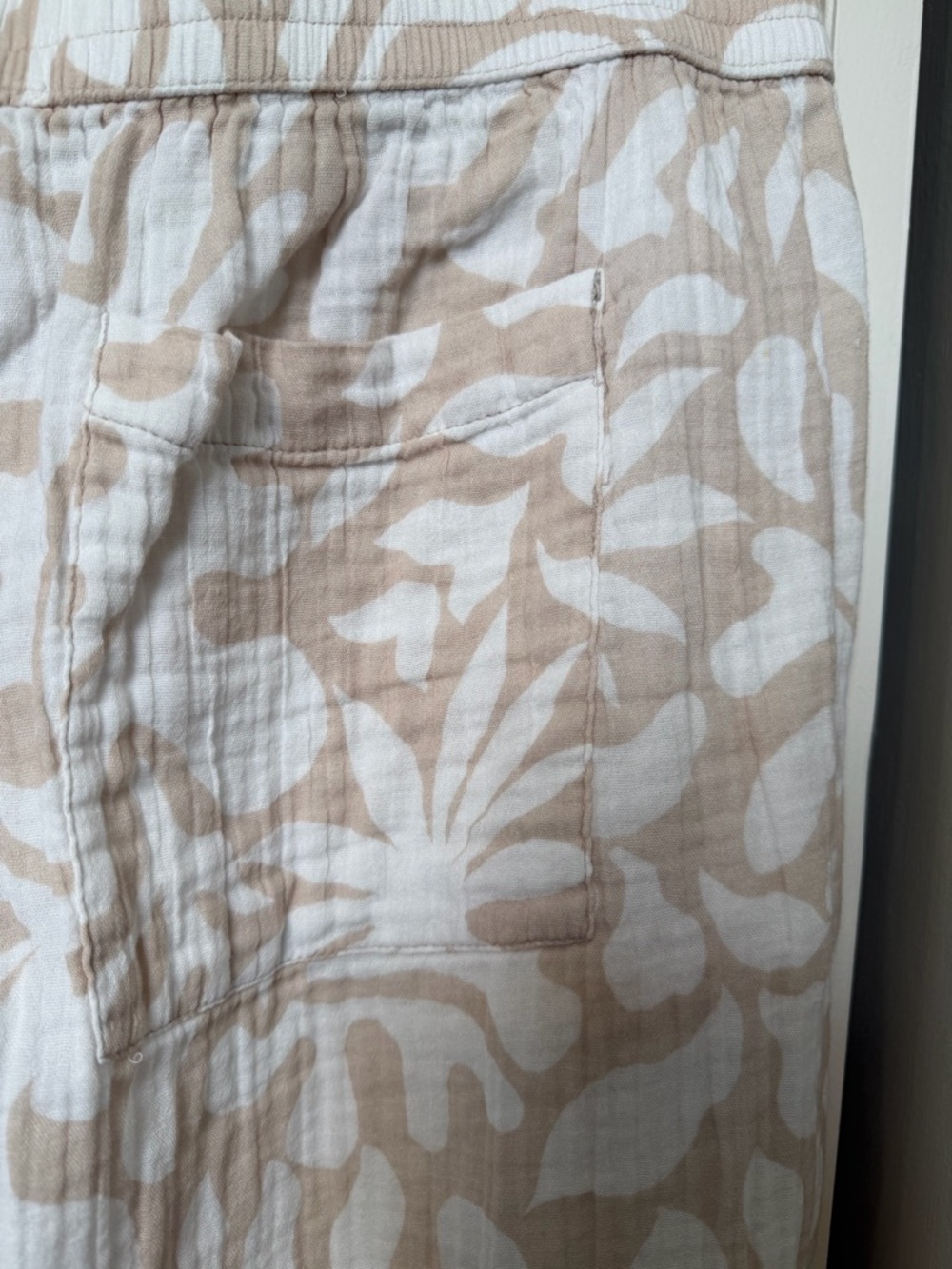 Lou & Grey Cotton Gauze Wide Leg Pants Tan White Print XL - matching top L avail - Picture 3 of 5